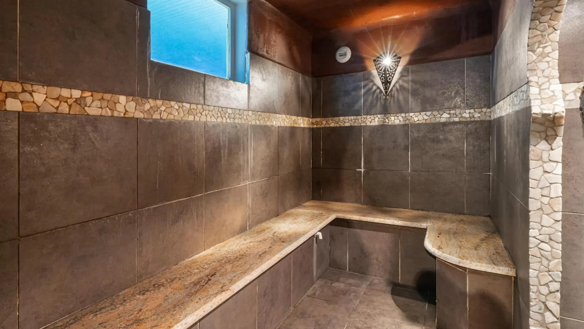 Appartement Terrasse Pres Des Pistes Avec Bien-Etre - Fr-1-808-8 Le Monetier-les-Bains